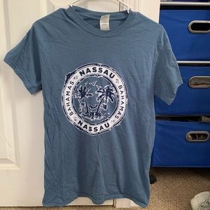 NWOT Nassau Bahamas T-shirt